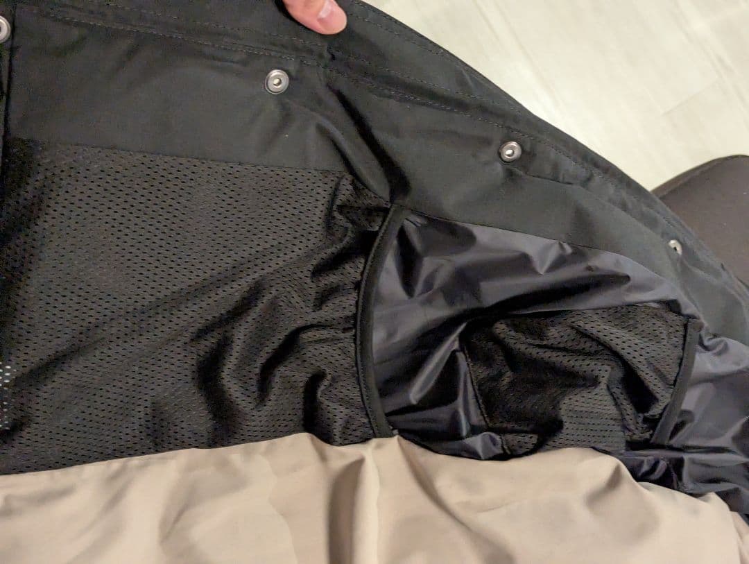 OSC CROSS LASALLE　黒　ダウンジャケット