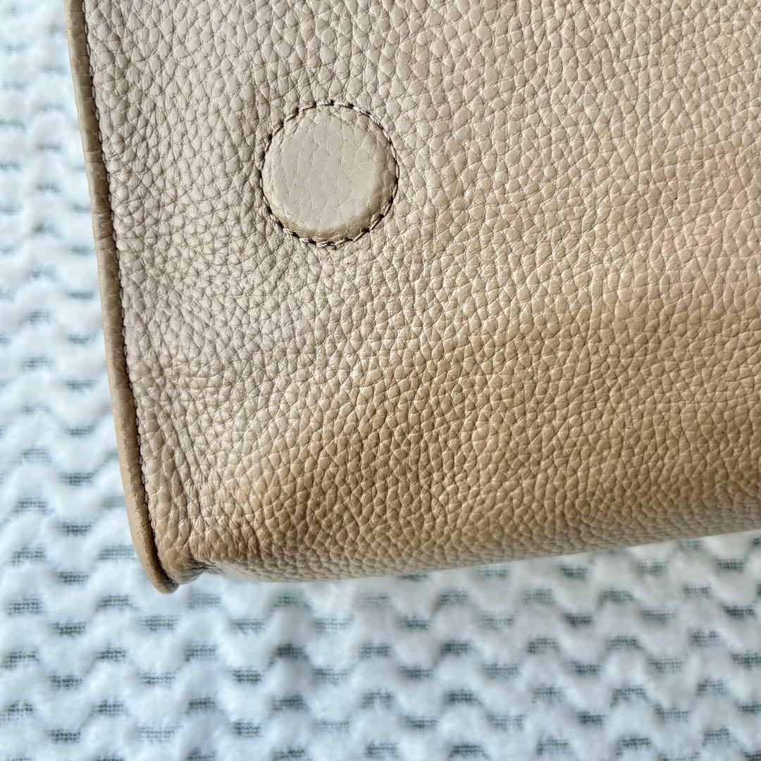 イアパピヨネ 《本革》ベージュ ワイドテープショルダーバッグ ボディバッグ