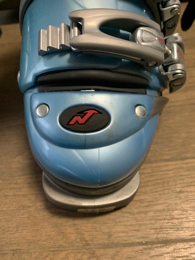 送料込み　NORDICA　スキーブーツ　24.5cm　ブルー