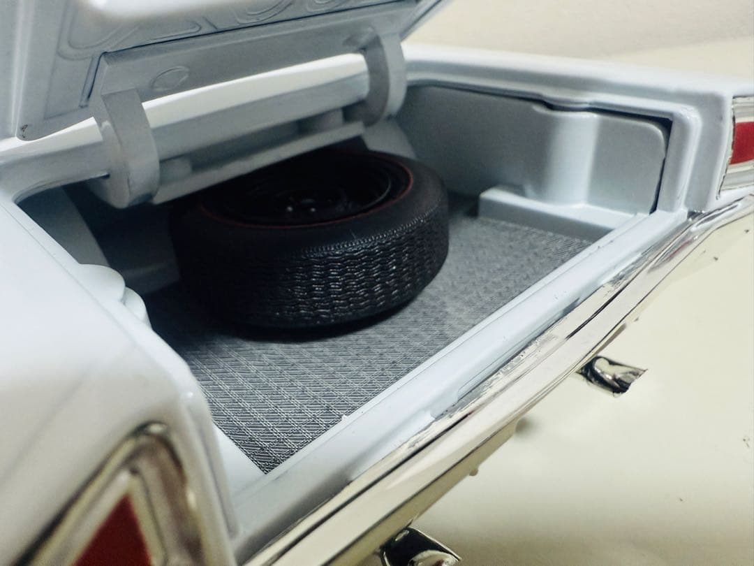 '69 Plymouthプリムス RoadRunnerロードランナー 1/18