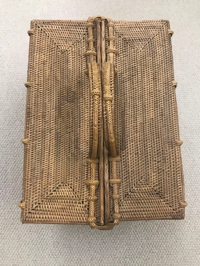 インドネシア　アタバッグ