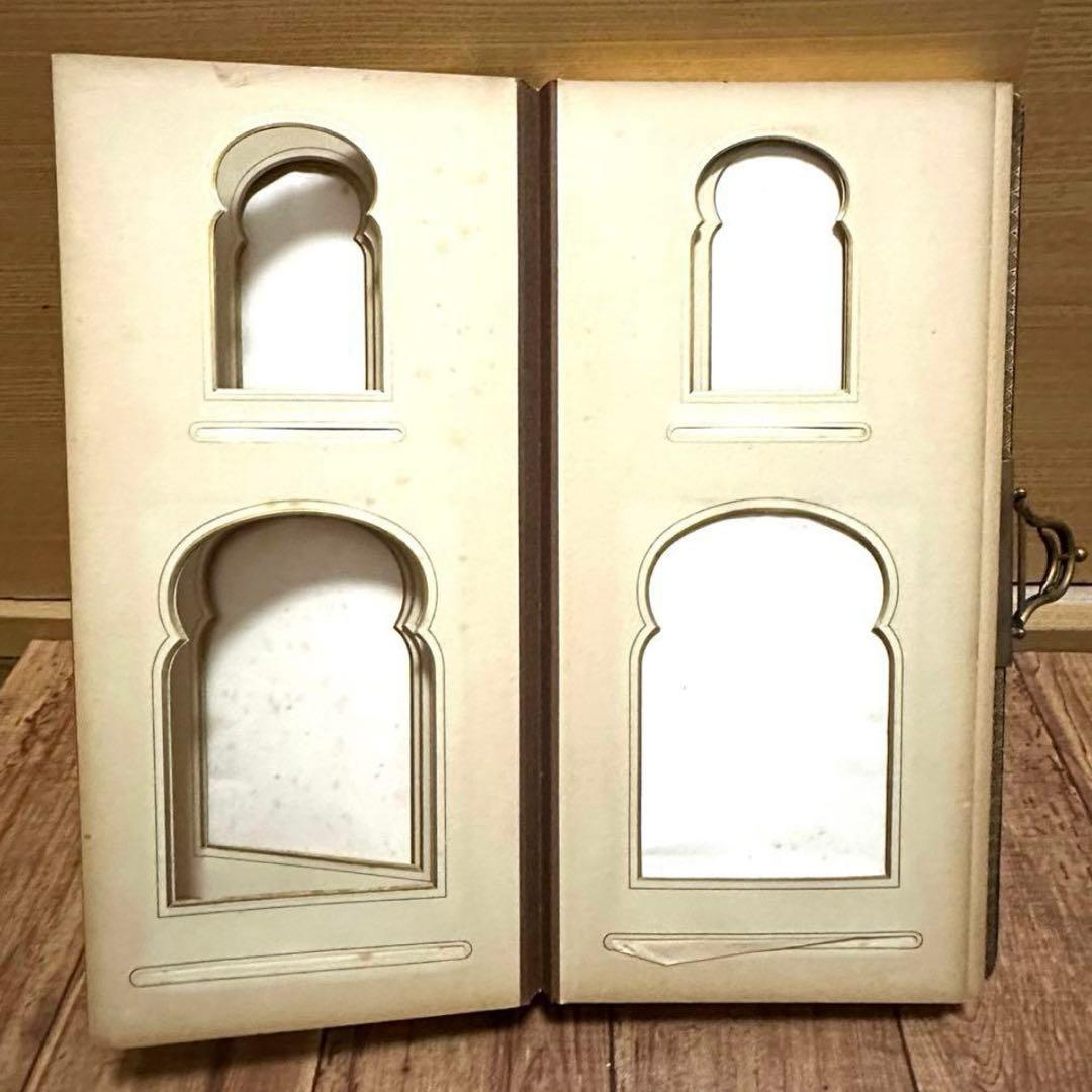 イギリスアンティーク　レザー張り　アルバム　留め具あり