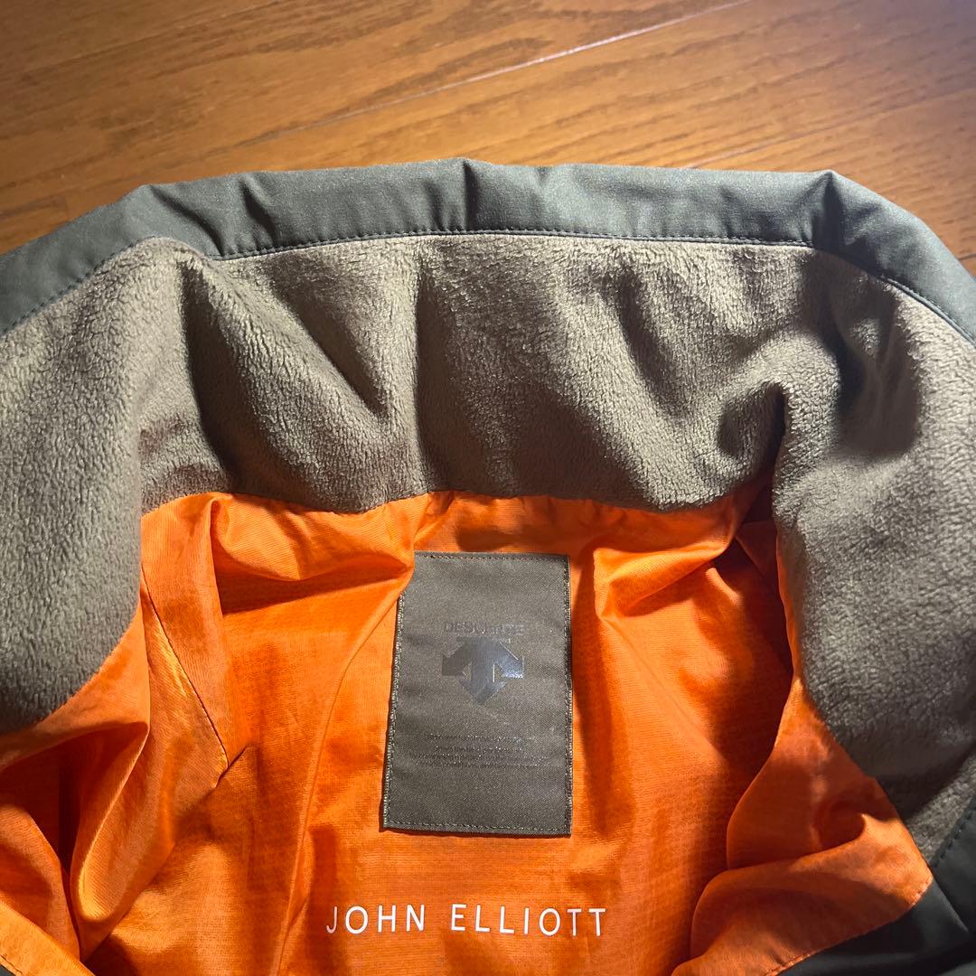 水沢ダウン JOHN ELLIOTT オリーブ Mサイズ