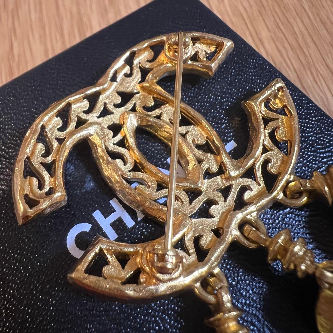 CHANEL ゴールドブローチ ココマーク ヴィンテージ 95 A
