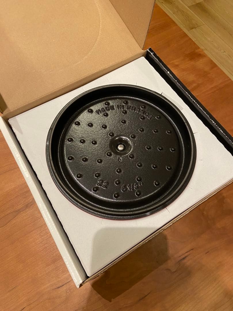 STAUB ココットロンド 22cm チェリー 2.6L 両手鍋