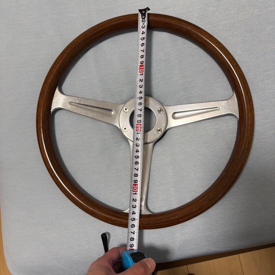 MOMO ウッド ステアリング 3スポーク MOMO ウッド ステアリング 3本