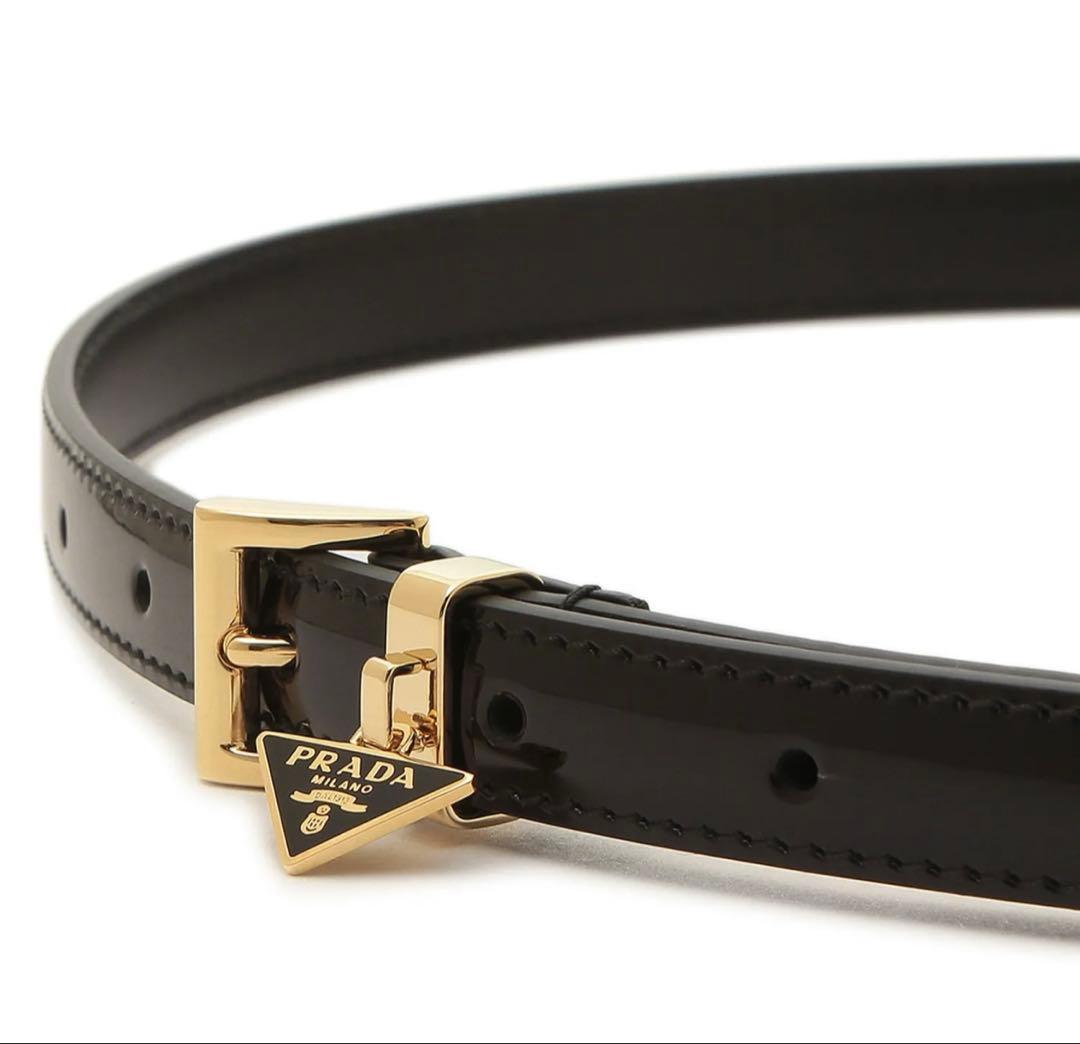 PRADA ブラックレザーベルト ゴールドバックル