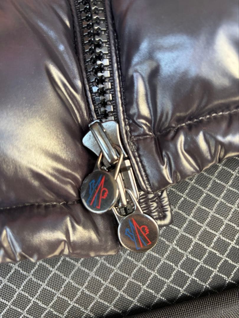 最終値下げ 【国内正規・極美品】 MONCLER MAYA ダウン