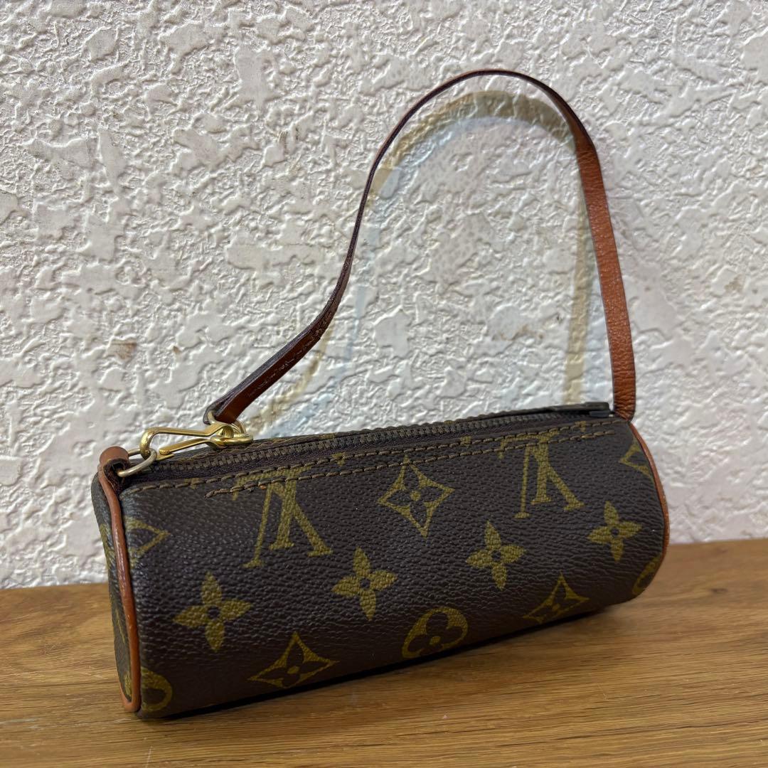 LOUIS VUITTON モノグラム　パピヨン付属ポーチ