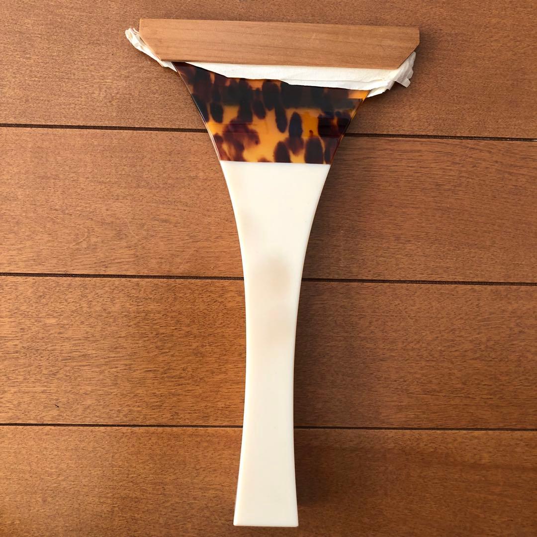 ミクロ様用　三味線　撥　天然素材　収納ケース付き　開き約13cm