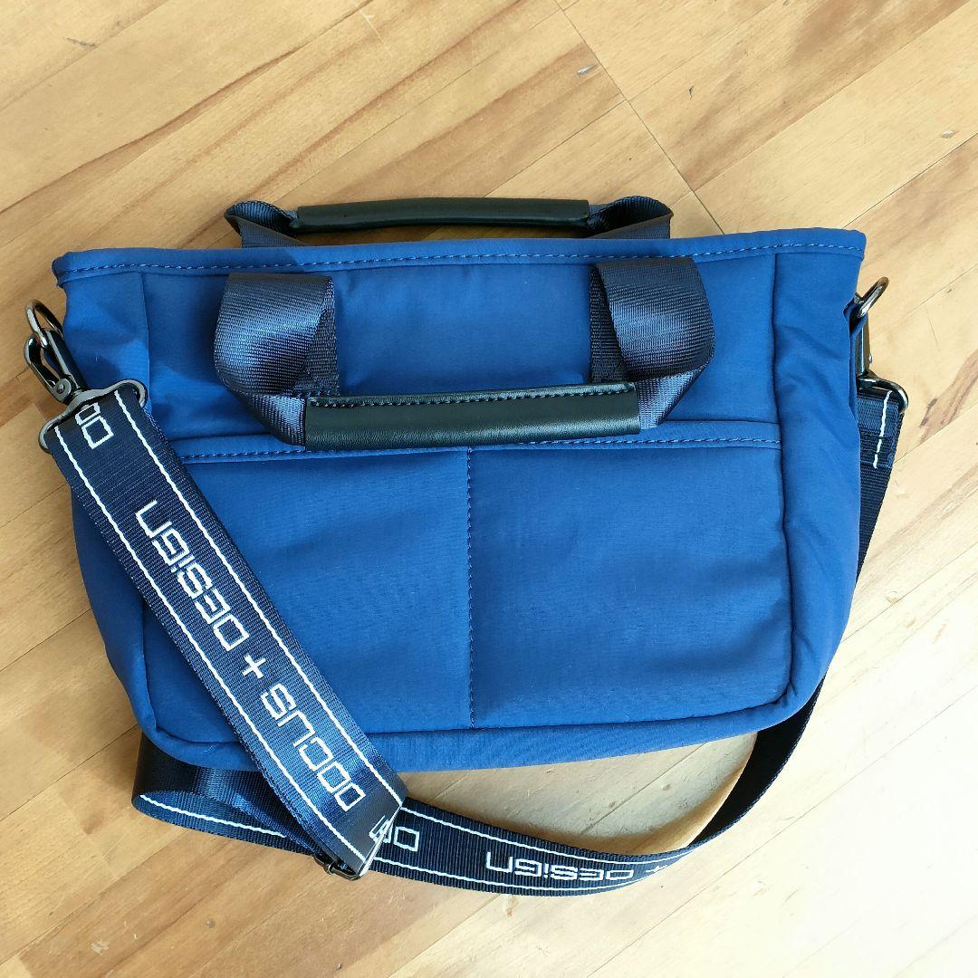 ☆新品未使用☆DOCUS ドゥーカス カートラウンドバックストラップ付ネイビー