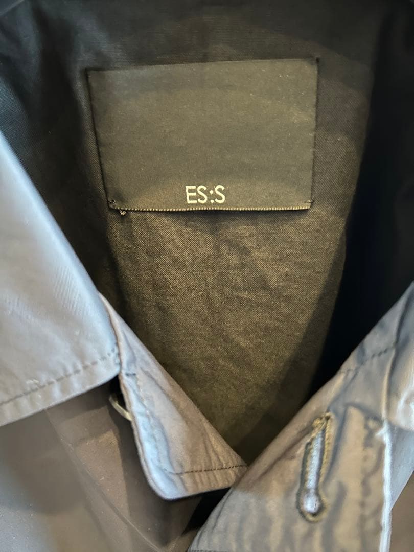 ES:S　ナイロンステンカラーコート　ブラック