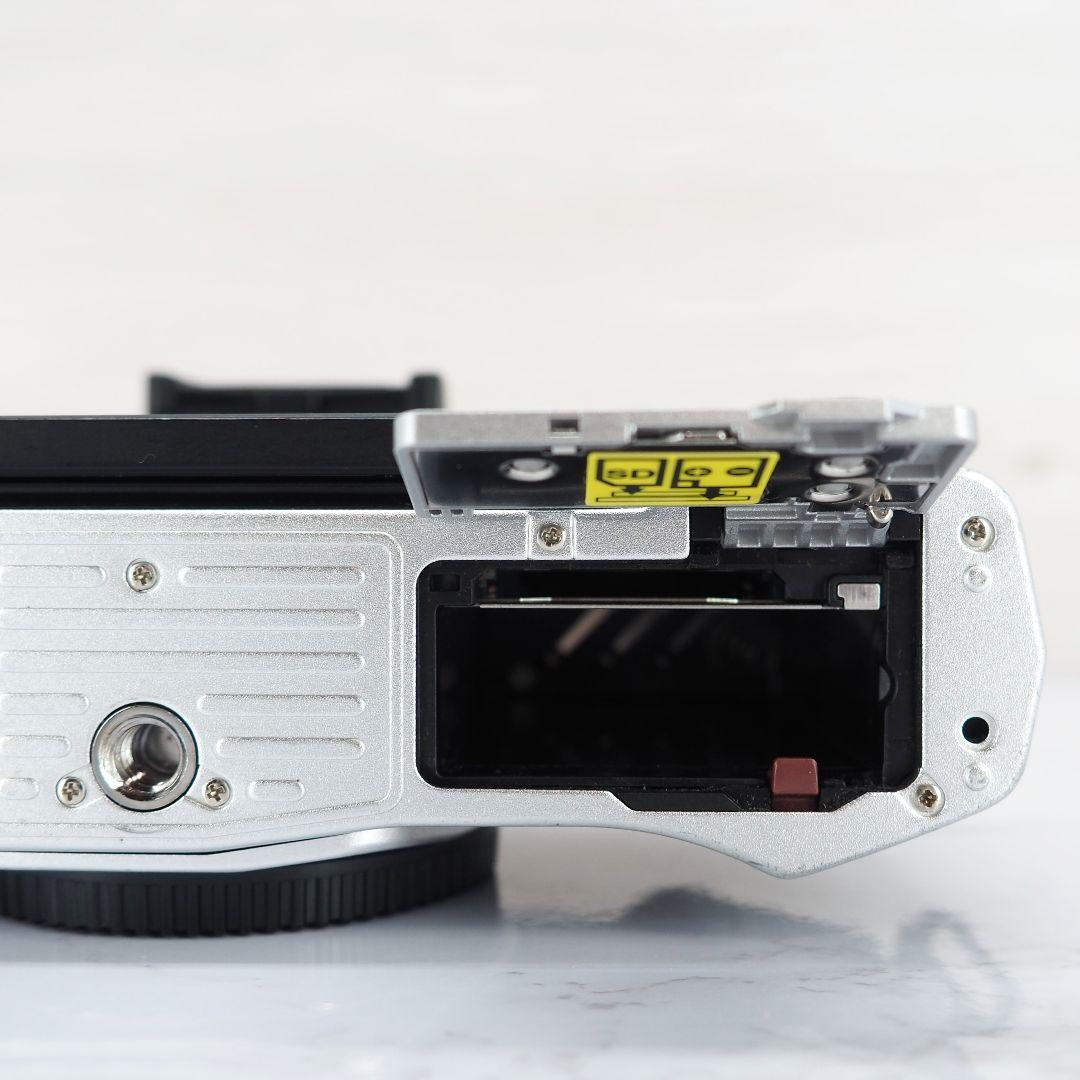 OLYMPUS OM-D E-M10 Mark II ダブルレンズ スマホ転送