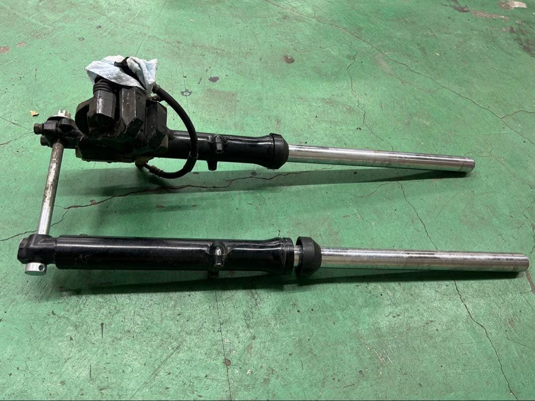GSX250E/400Eフロントフォーク　ザリ