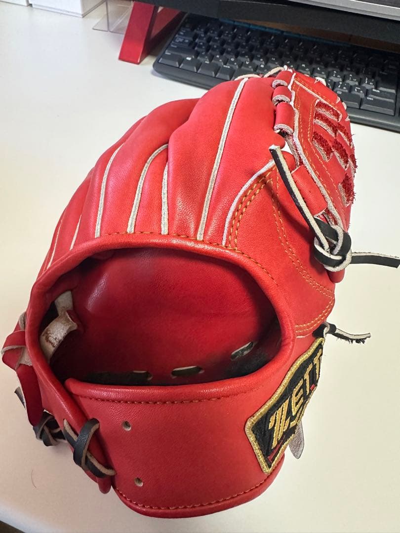 硬式用エルボガード。阪神タイガースで活躍されてた元プロ野球選手が