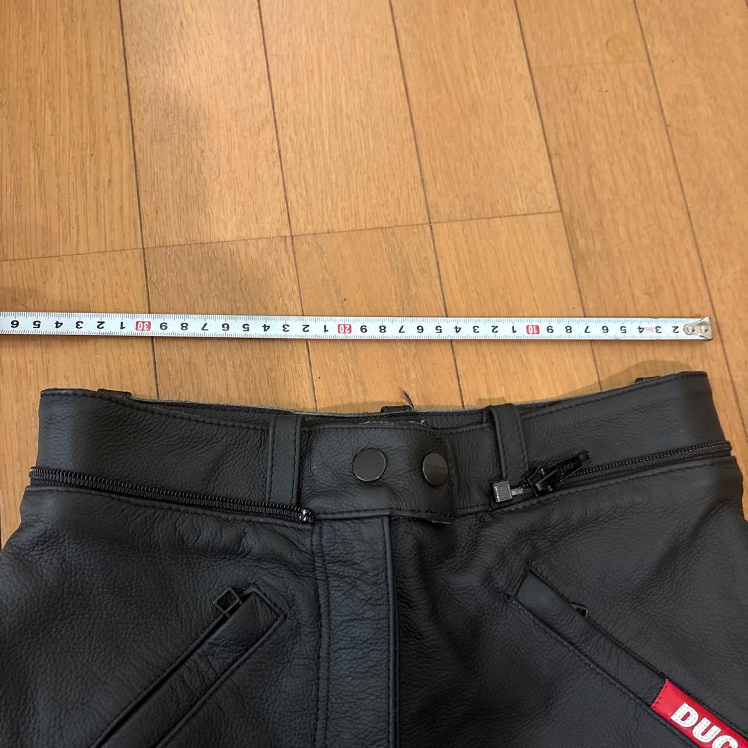 ダイネーゼ　レザーパンツ