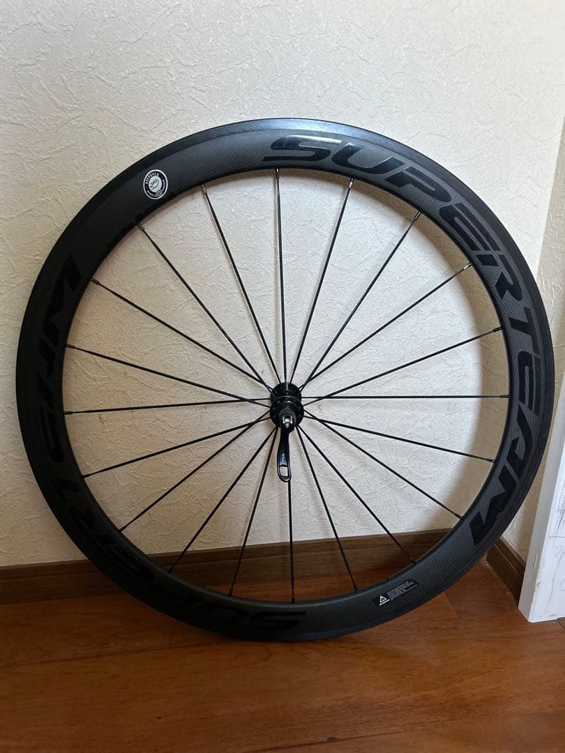 l*g様 スーパーチーム カーボンホイール 50mmハイト 美品-売れ筋