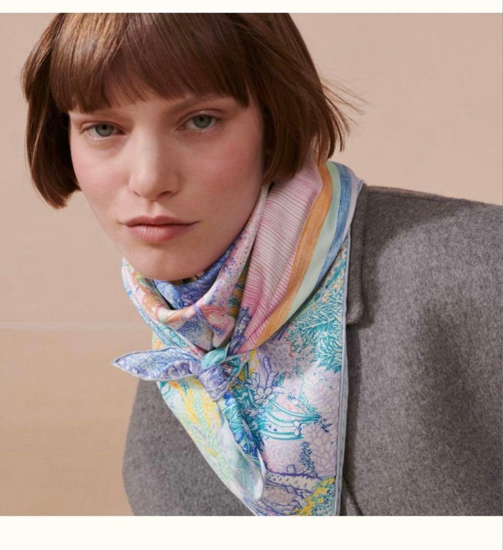 エルメス　カレ 90 《クレイジー・フォーブル》　2024