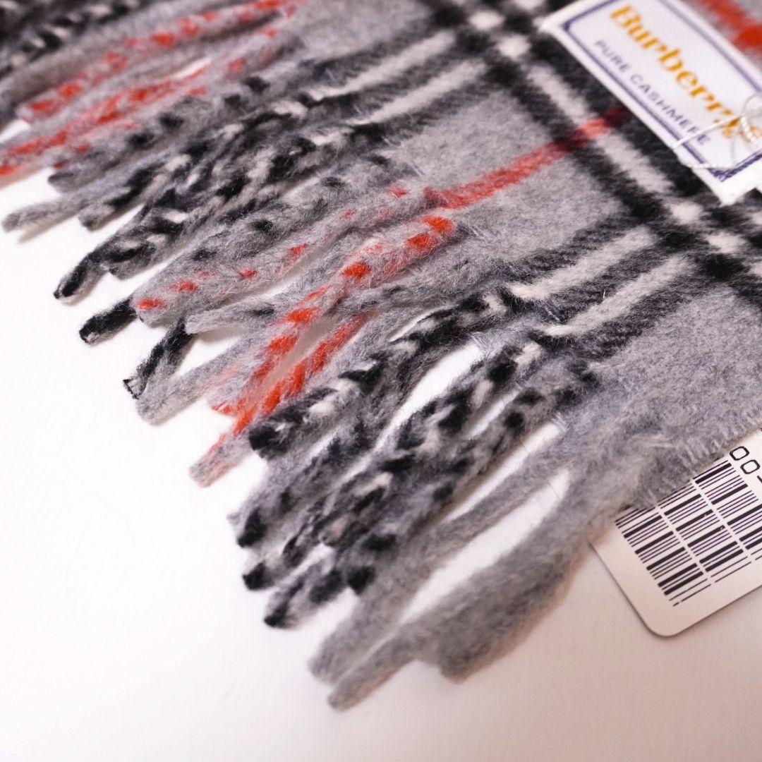 【未使用品】バーバリー グレー ノバチェック カシミアマフラー