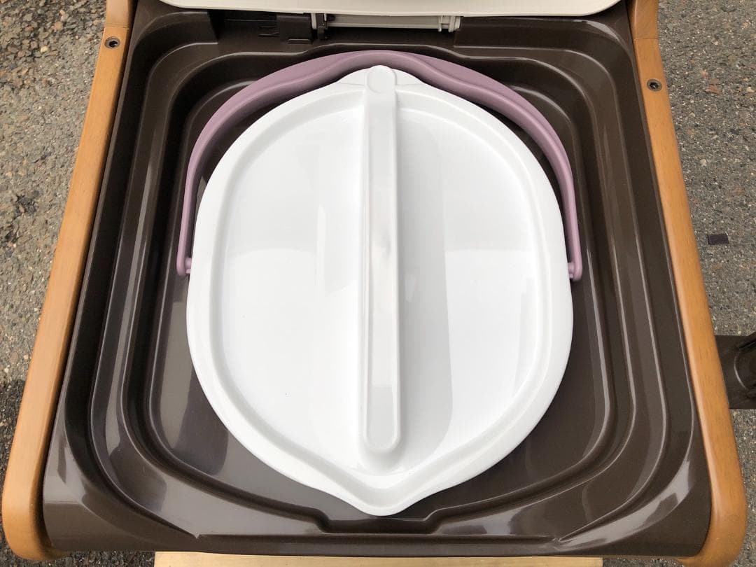 新品未使用 パナソニック ポータブルトイレ PN-L23406 2025年製