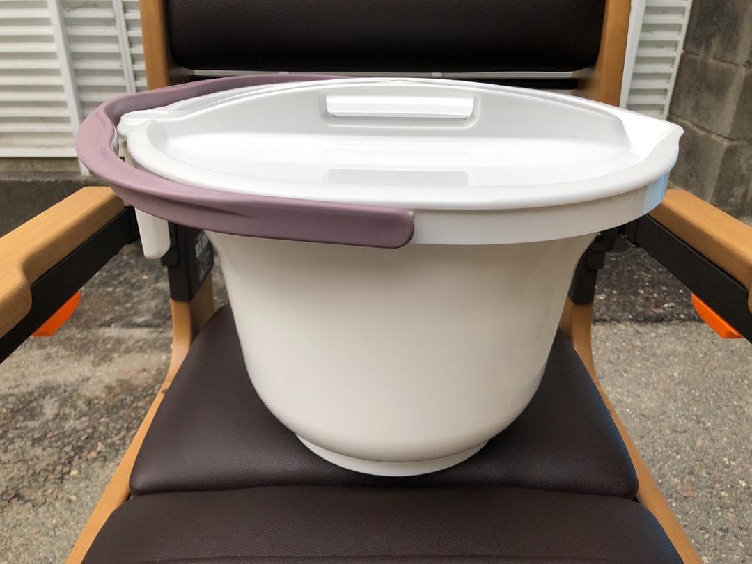 新品未使用 パナソニック ポータブルトイレ PN-L23406 2025年製