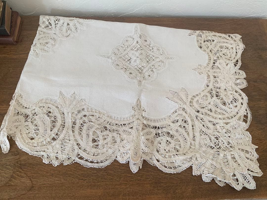 iori バテンレース　テーブルクロス　ハンドワーク　蚤の市