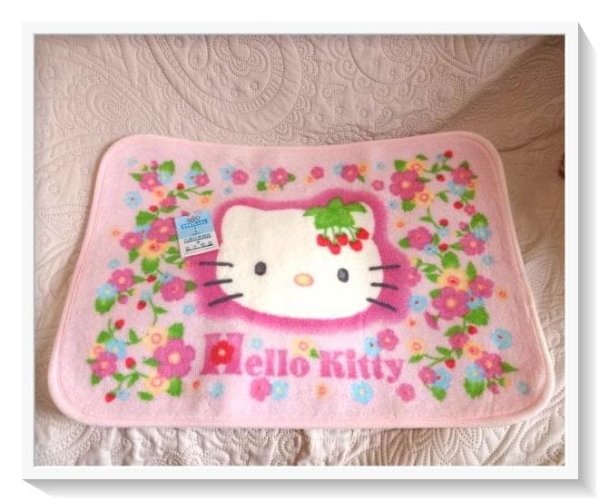 【タグ付き未使用】激レア　平成レトロ　野いちごキティ　バスマット