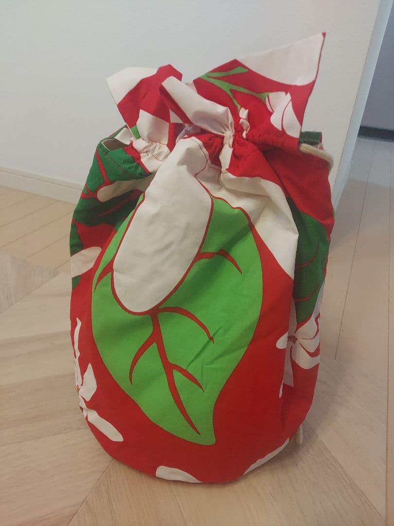 フラダンス イプ 赤緑花柄袋付き