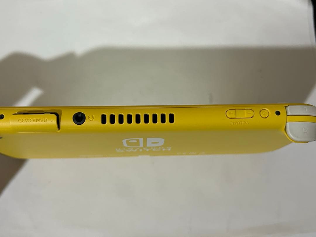 【動作品】ニンテンドー Switch LITE 本体 イエロー 黄色 任天堂