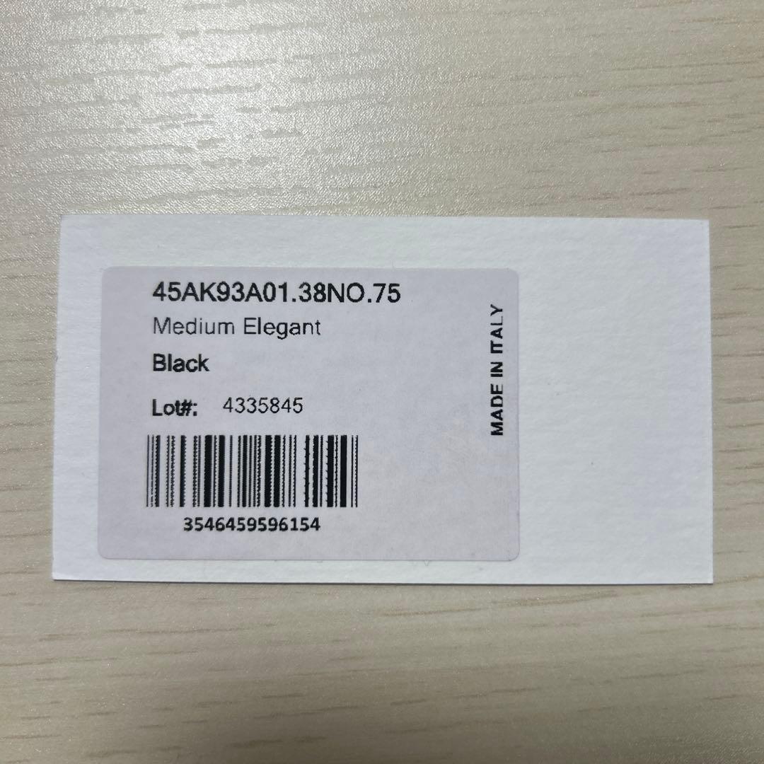 CELINE 黒 トリオンフレザーベルト