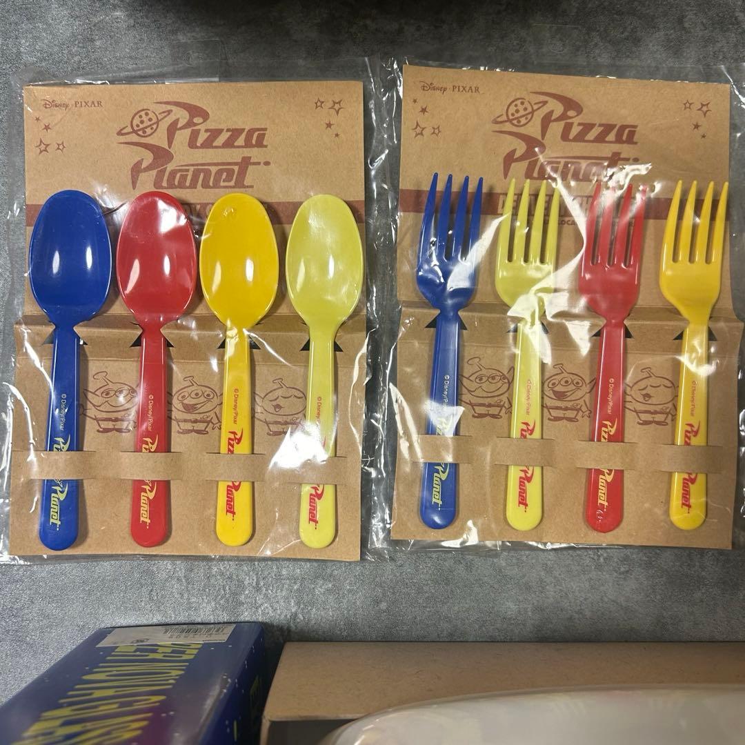 Bambina　新品未使用　ピザプラネッ