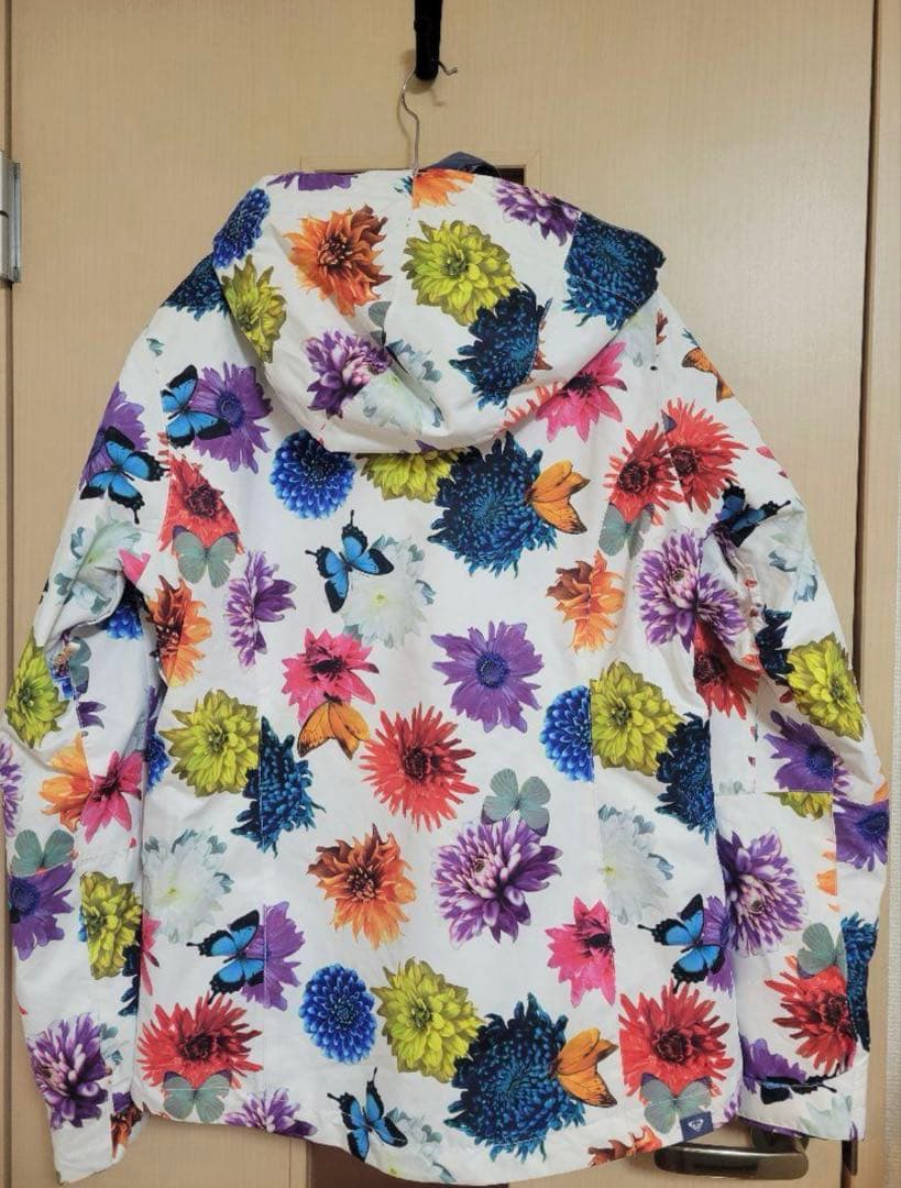 ROXY 花柄フード付きスノーボードジャケット