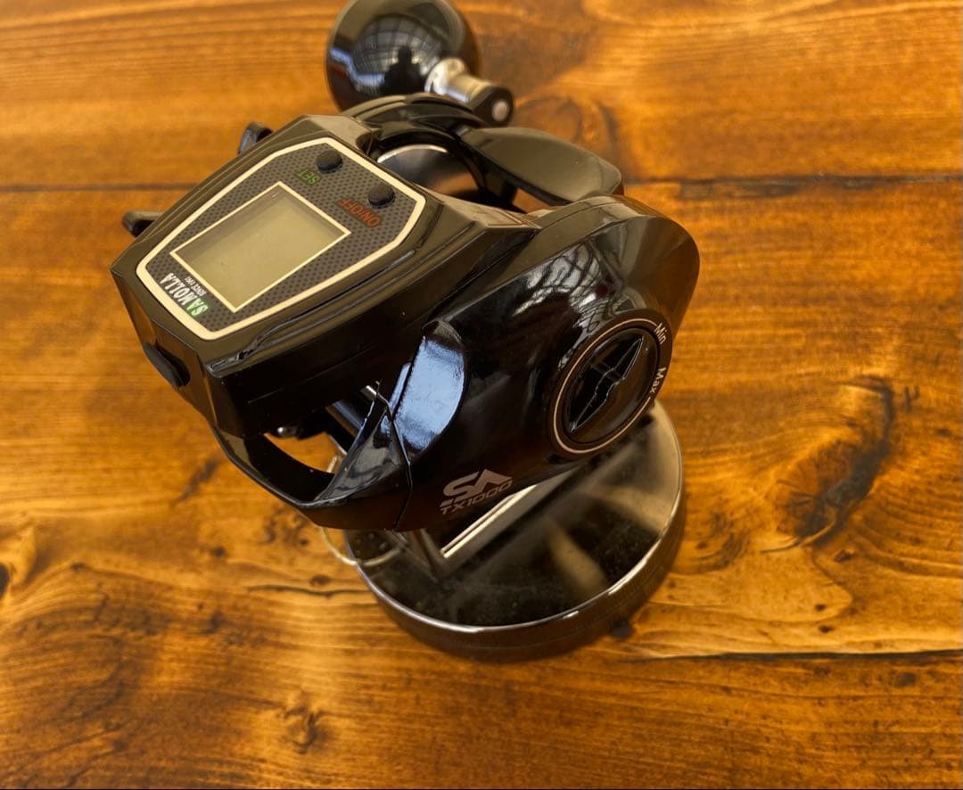 デジタルカウンター付きベイトリール　右巻き　ジギング　大型　デジタルリール