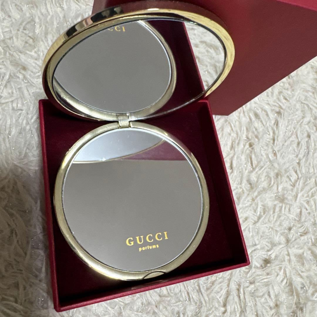 新品未使用箱付き】GUCCI グッチ ノベルティミラー 鏡 - メルカリ