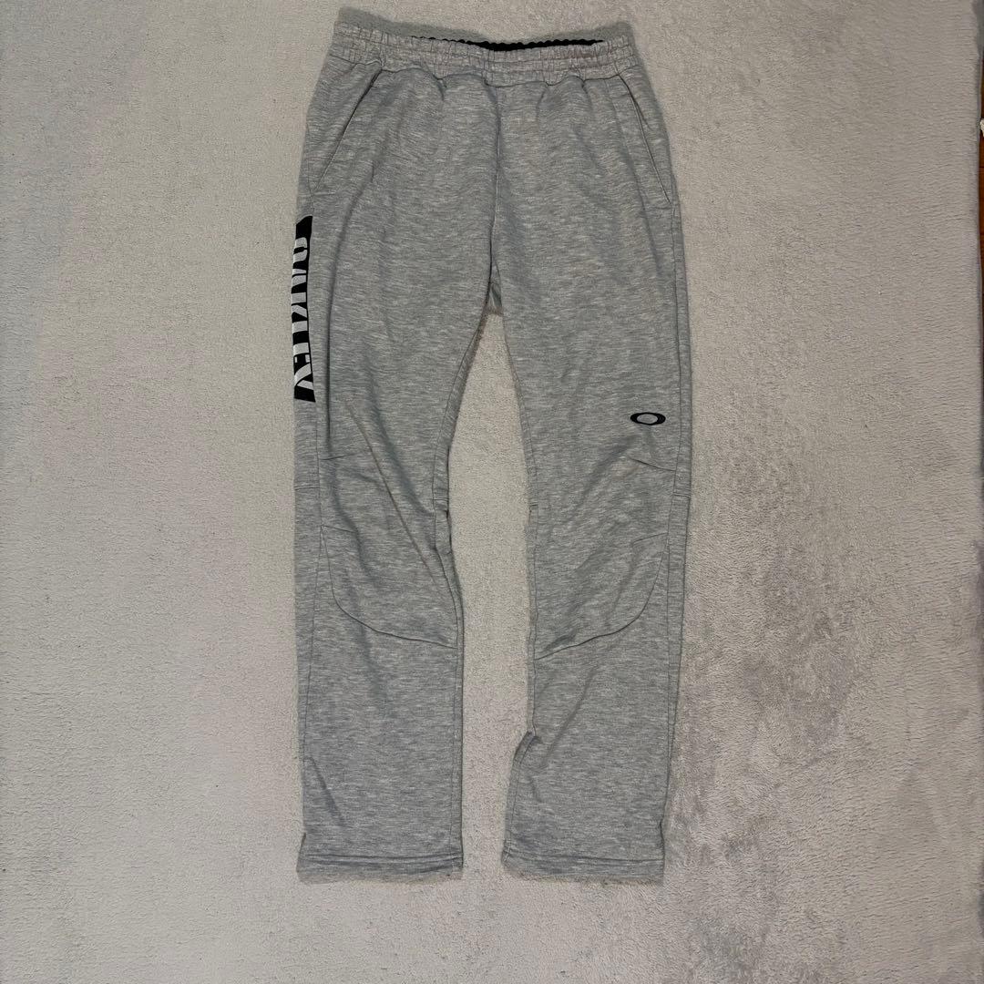 オークリー　スウェット 上下セット グレー　XLサイズ