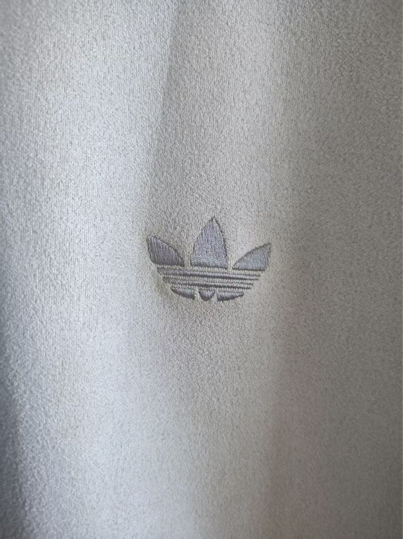 海外限定 アディダス巳年トラック スエード ジャケット クリームホワイト S