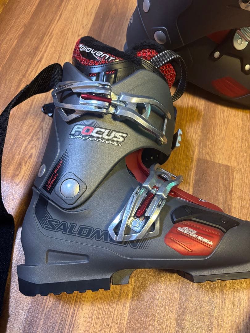 Salomon Focus Auto Custom Shell スキー 未使用 在庫 処分