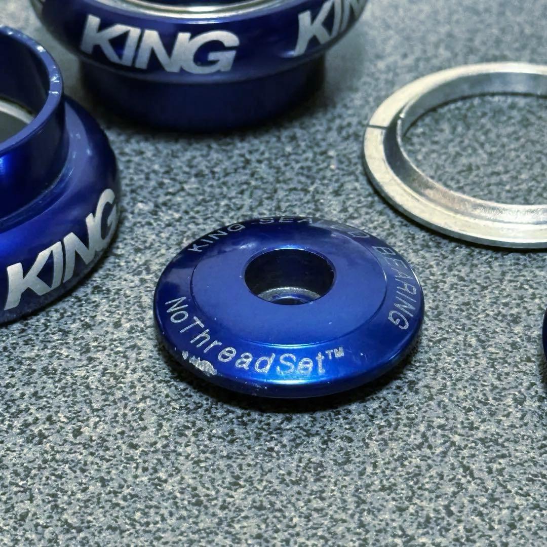 美品 CHRIS KING NoThreadSet 1-1/8 3D BLUE 美品 CHRIS KING