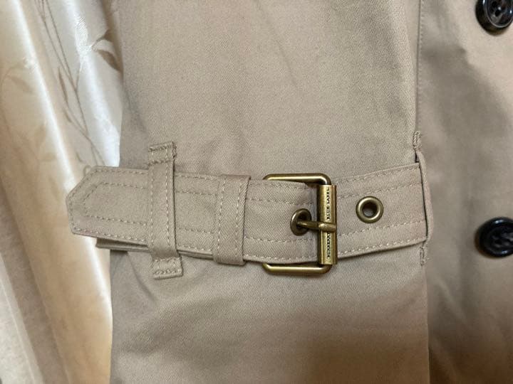 ほぼ新品ライナー付バーバリーブルーレーベルトレンチコート