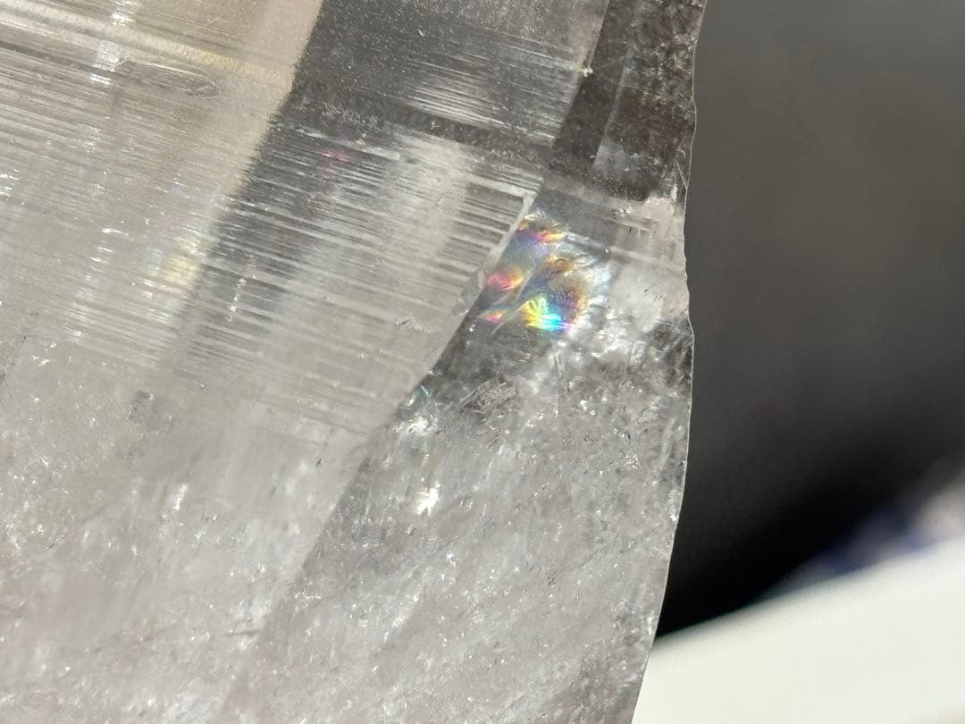 《レムリアンシード＊大型ポイント×クォーツイン・虹入り》