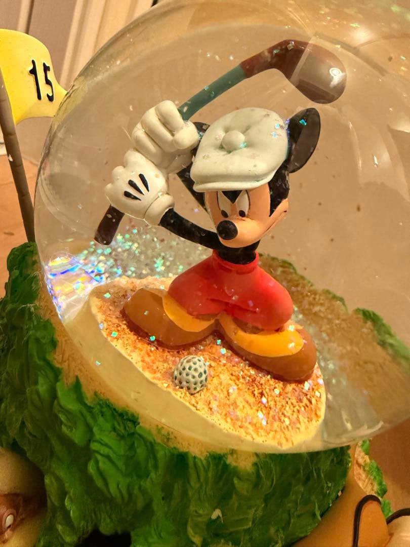 ミッキー＆プルート スノーグローブ