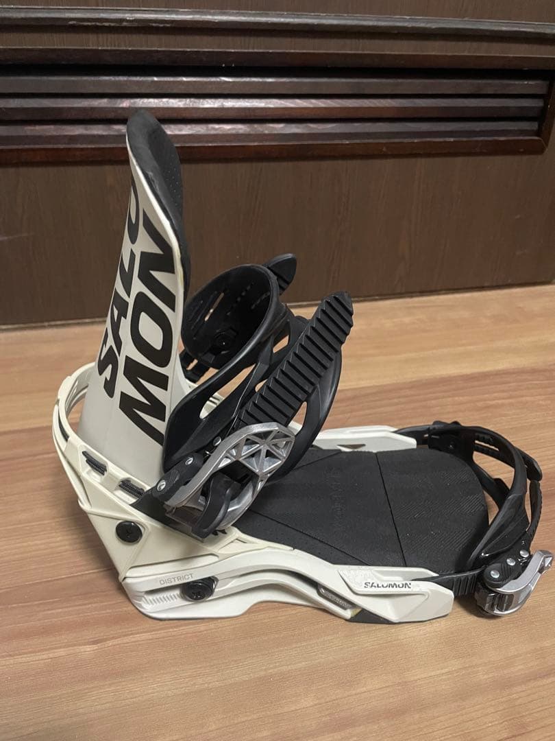24-25 SALOMON スノーボード ビンディング ディストリクト Sサイズ