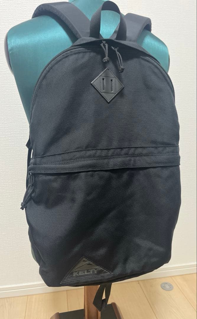 ケルティ　KELTY デイパック　アーバン　オールブラックライン　リュック