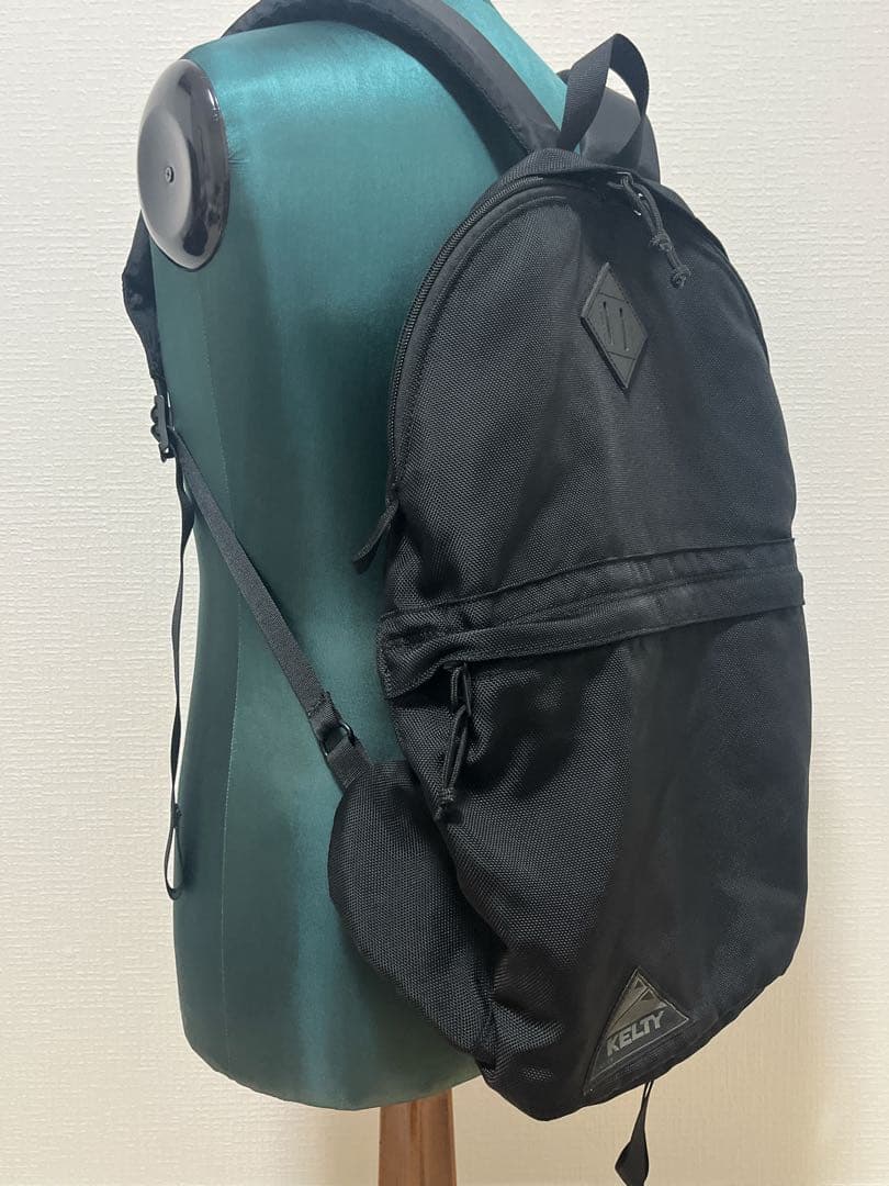 ケルティ　KELTY デイパック　アーバン　オールブラックライン　リュック