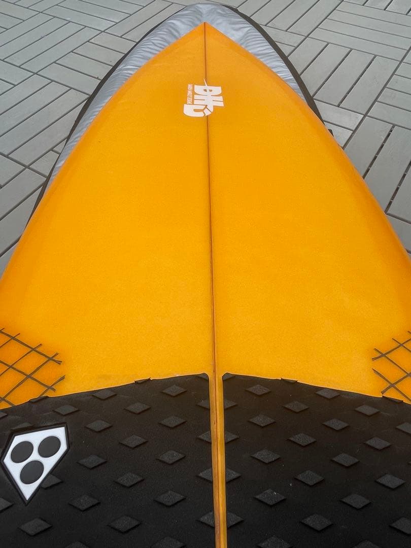 DHD パフォーマンスショートボード オレンジ