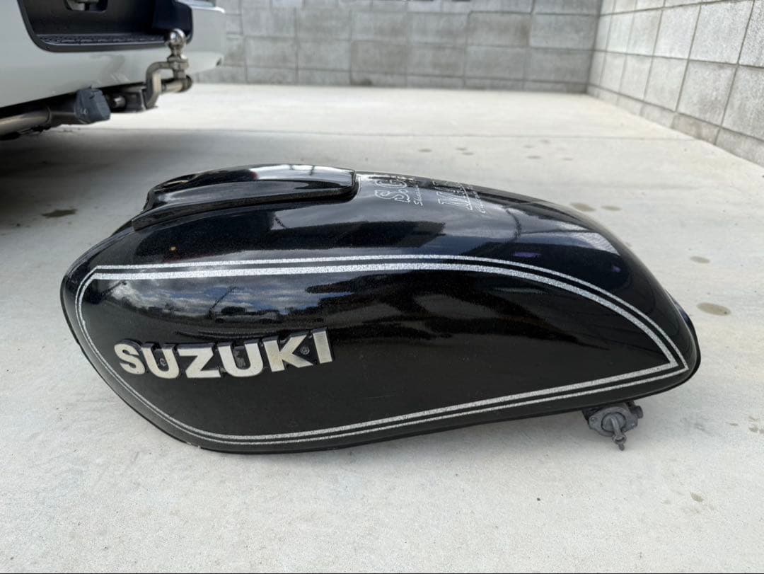 SUZUKI GS400 ブラックタンク SGS MARS - メルカリ