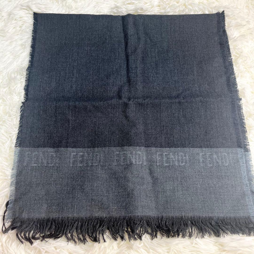 【新品未使用】FENDI グラナイト ウールストール 35x160cm マフラー