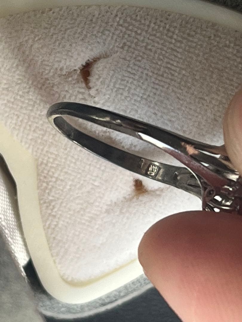 よ*ち様 遺品整理 サファイア？ダイヤ？ 指輪 3.2g