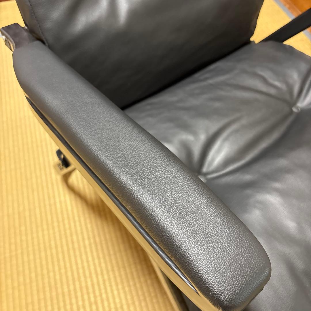 【美品】リクライニングチェア ブラック 合成皮革　1人掛け　折りたたみ