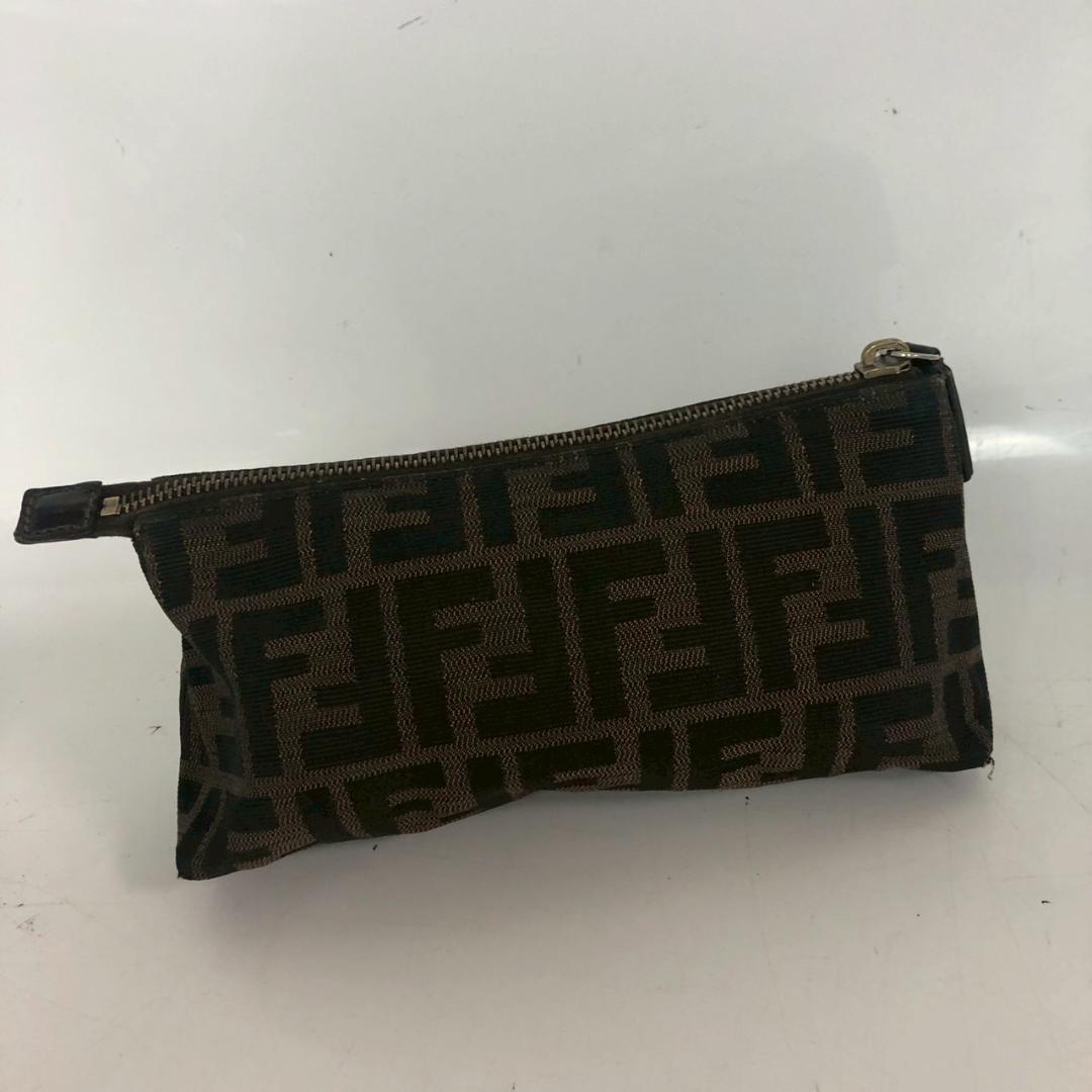 FENDI フェンディ ズッカ柄 ポーチ レディース ブランド